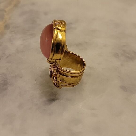 NWT Yves Saint Laurent Sz 4 RARE Pink YSL Arty Cabochon Statement 24KT Gold Ring - Picture 6 of 16
